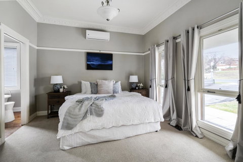 The Spa Cottage With HotTub, Netflix & Stan - Hotel WA 13
