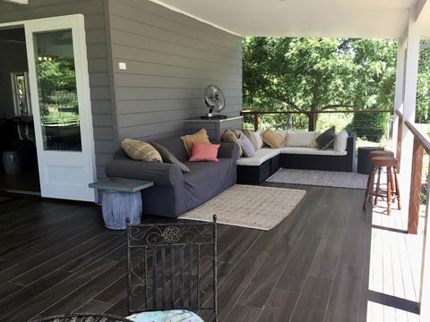 Chanticleer Gardens Barn Cottage With A Pool - Hotel WA 1