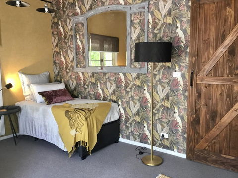 Chanticleer Gardens Barn Cottage With A Pool - Hotel WA 2