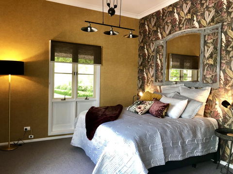 Chanticleer Gardens Barn Cottage With A Pool - Hotel WA 18