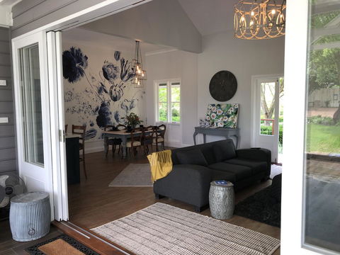 Chanticleer Gardens Barn Cottage With A Pool - Hotel WA 28