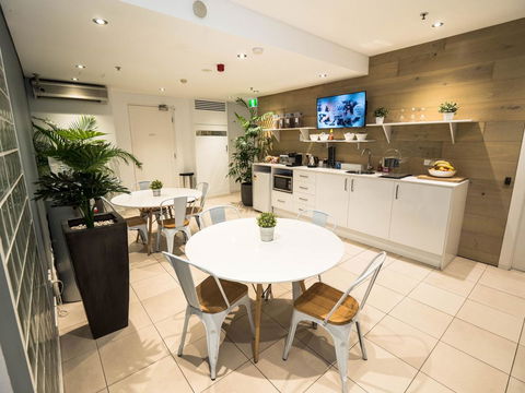 Crown Hotel Surry Hills - Hotel WA 6