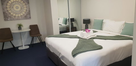Carlton Suites - Hotel WA 17
