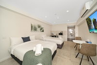 Book Goulburn Accommodation Vacations Hotel WA Hotel WA