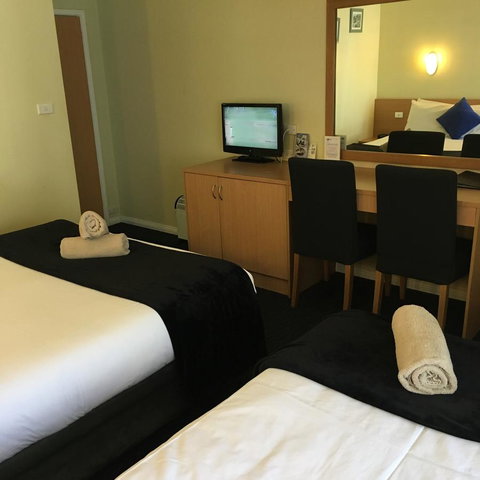 Sky Rider Motor Inn - Hotel WA 27