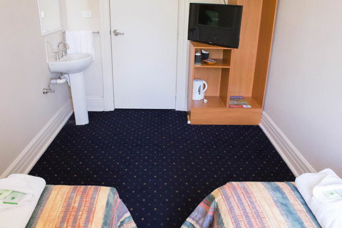 Gardners Inn Hotel - Hotel WA 17