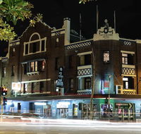 Clover Backpackers - Hotel WA