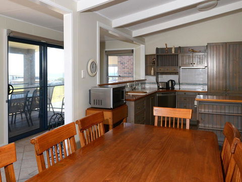 2 Cliff Road - Hotel WA 5