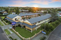 Book Armidale Accommodation Vacations Hotel WA Hotel WA