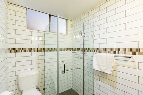 Elkira Court Motel - Hotel WA 25