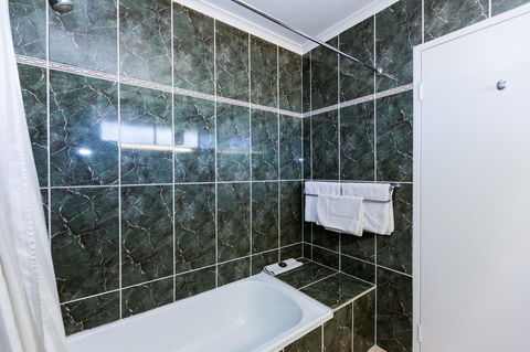 Elkira Court Motel - Hotel WA 16