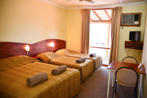 Erldunda Desert Oaks Resort - Hotel WA 37