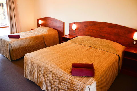 Erldunda Desert Oaks Resort - Hotel WA 33