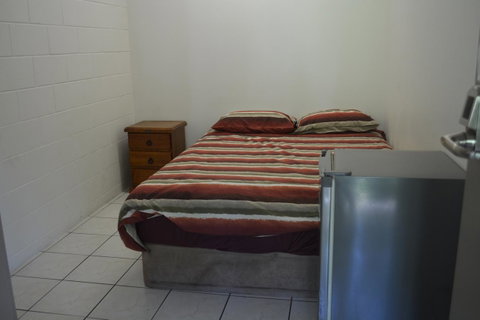 Frogs-Hollow Backpackers - Hotel WA 11