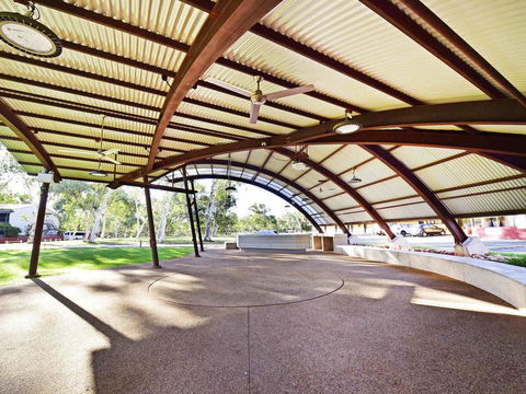 Mercure Alice Springs Resort - Hotel WA 8
