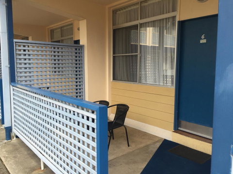 Golden Sands Motor Inn - Hotel WA 15