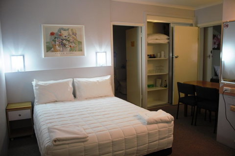 Golden Sands Motor Inn - Hotel WA 1
