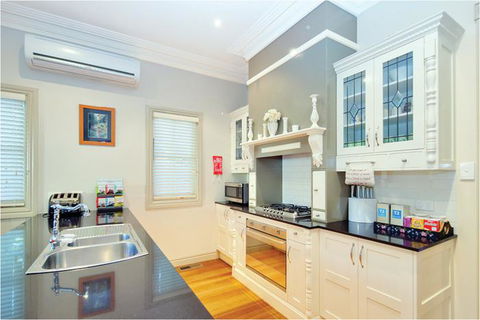 Brantwood Cottage Luxury Accommodation - Hotel WA 1