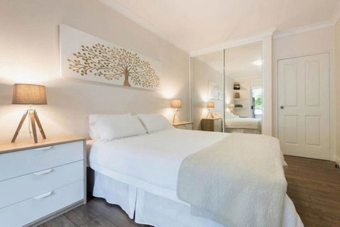 Bright Comfy Bondi Home - Hotel WA 2