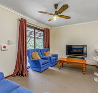 Bright Neat  Convenient House - Hotel WA