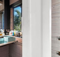 Byron Vista - Stroll to beach and town - Hotel WA