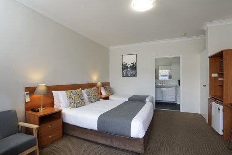 Cadman Motor Inn And Apartments - Hotel WA 1