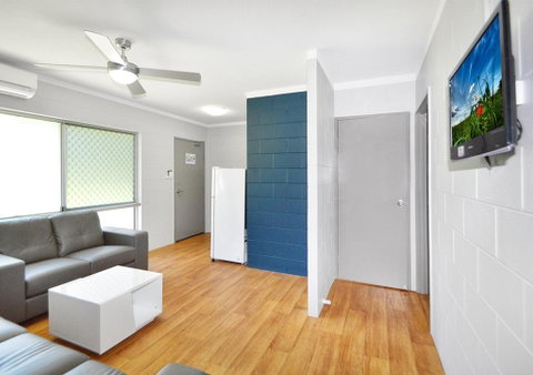 Cairns Adventure Lodge - Includes All Meals Served In The Dining Hall - Hotel WA 1