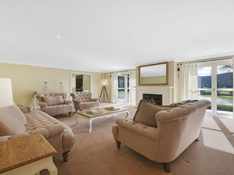Camelot - Superbly Proportioned And Ideally Located - Hotel WA 2