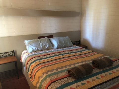 Capri Motel - Hotel WA 1