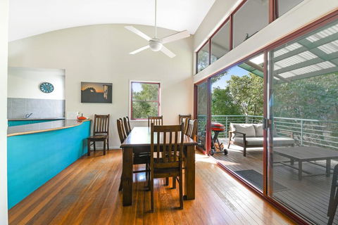 Carramar - 5 Callitris Crescent - Hotel WA 2