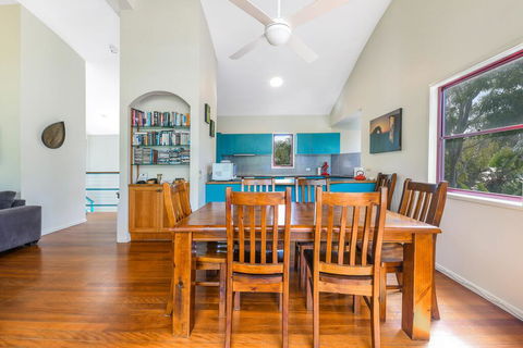 Carramar - 5 Callitris Crescent - Hotel WA 3