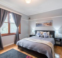 Carramar CozyHome 1minStation 5Bdrms1.5bathSleeps8 - Hotel WA