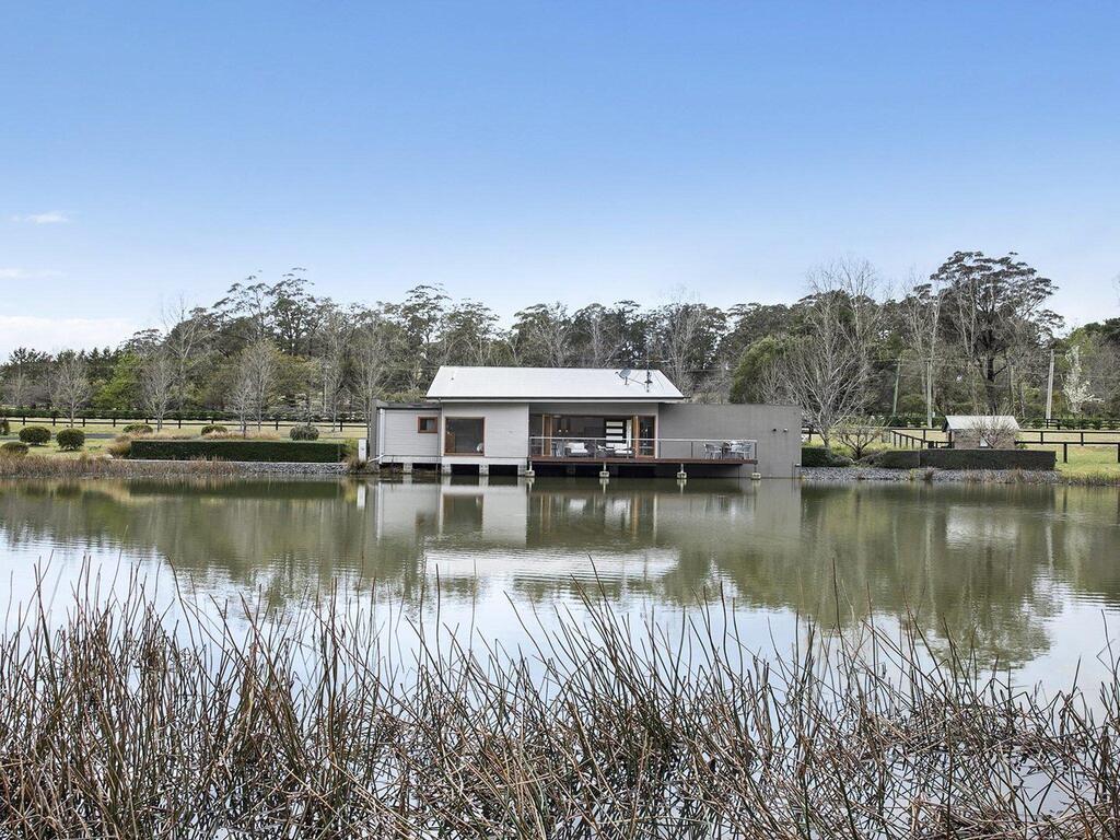 Alpine NSW Hotel WA