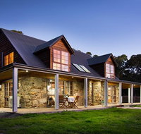 Cedar and Stone - Hotel WA