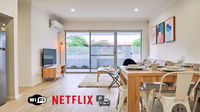Central Garden City Apt - Mobile Hotspot  WiFi -
