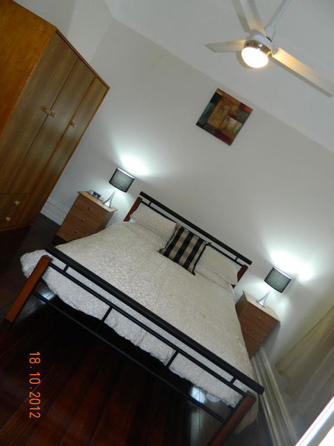 Champion Bay Apartments - Hotel WA 3