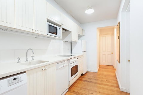 Charming Centrally Located 2 Bedroom Accommodation - Hotel WA 2