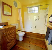 Cherry Plum Cottages - Hotel WA
