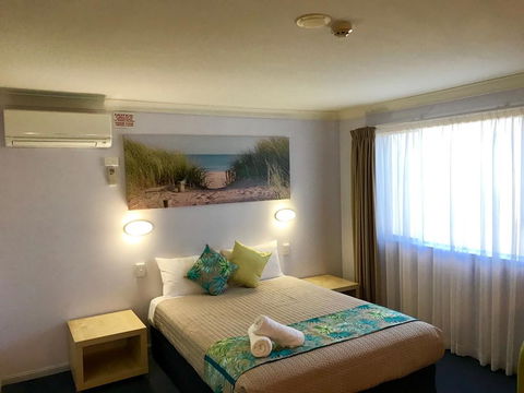 Cleveland Bay Air Motel - Hotel WA 1