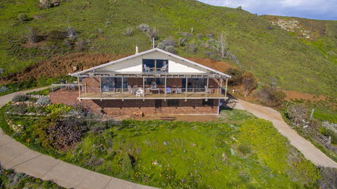Cliffs End Beach Shack - 105 Gold Coast Drive, Carrickalinga - Hotel WA 3