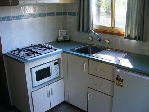 Cobar Caravan Park - Hotel WA 1