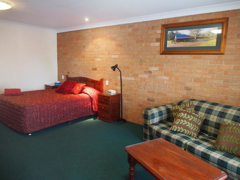 Cobar Town & Country Motor Inn - Hotel WA 1