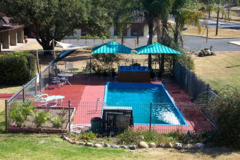 Colonial Inn Motel - Hotel WA 0