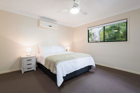 Combles Rd - Hotel WA 3