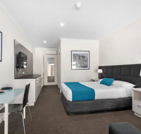 Comfort Inn  Suites Manhattan - Hotel WA