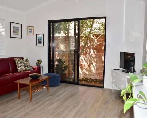 Comfortable Stylish Flat In Heart Of Fremantle - Hotel WA 1