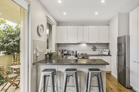 Convenient And Quiet In Sophisticated Malvern - Hotel WA 1