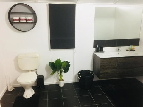 Cottage On Cork - Hatfield House - Hotel WA 2