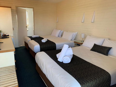 Crest Motor Inn - Hotel WA 2