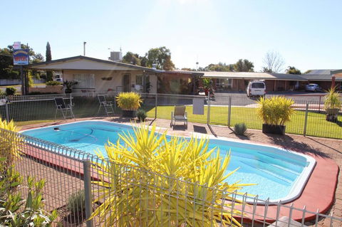 Cross Roads Motel - Hotel WA 0